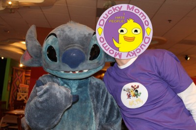 Ducky_Momo_2013_Christmas_02_Stitch_and_Me